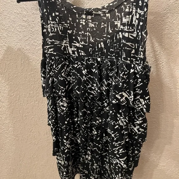 J. Crew Black and White Abstract Tank Top - Picture 4 of 4
